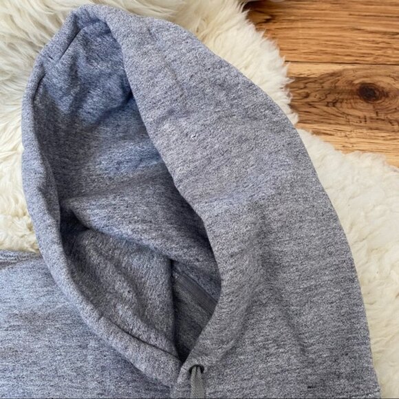 Uniqlo Athletic Grey Hoodie with Pockets Medium - Picture 10 of 12